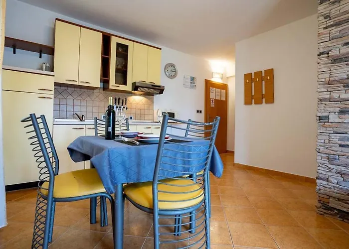 Apartamento In With Balcony, Air Condition, Wifi Lopar