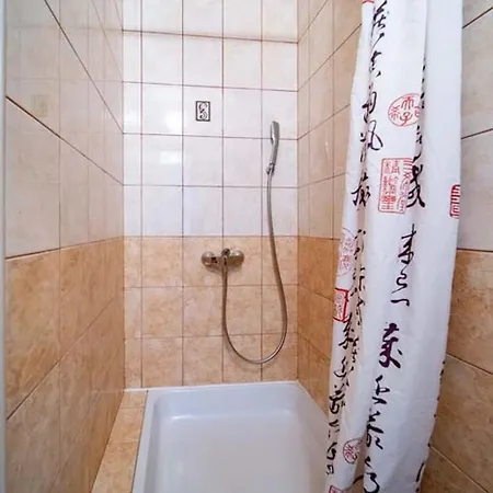 In With Balcony, Air Condition, Wifi アパート *