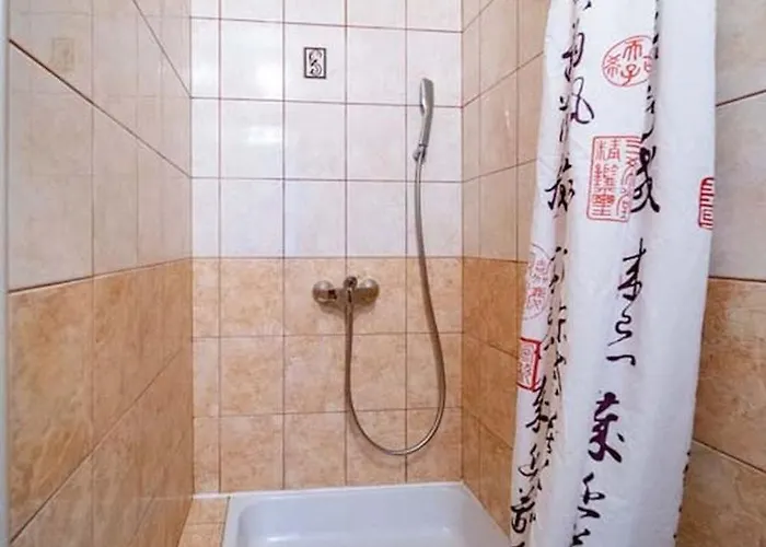 In With Balcony, Air Condition, Wifi Apartament *
